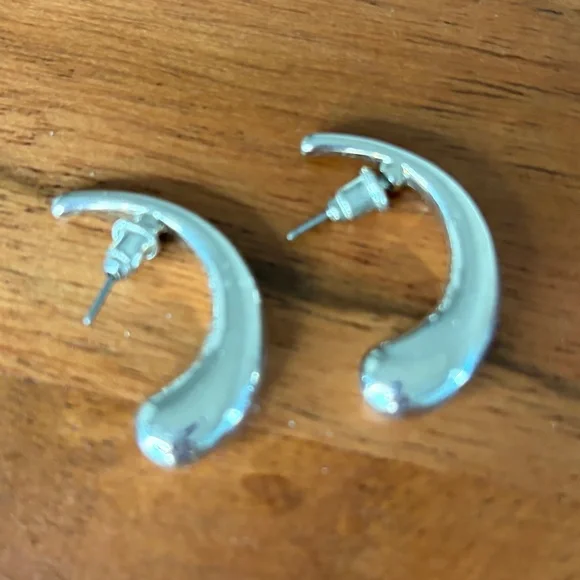 8 Other Reasons Silver Sculptural Hoop Earrings Curved Minimalist Modern - Picture 3 of 3